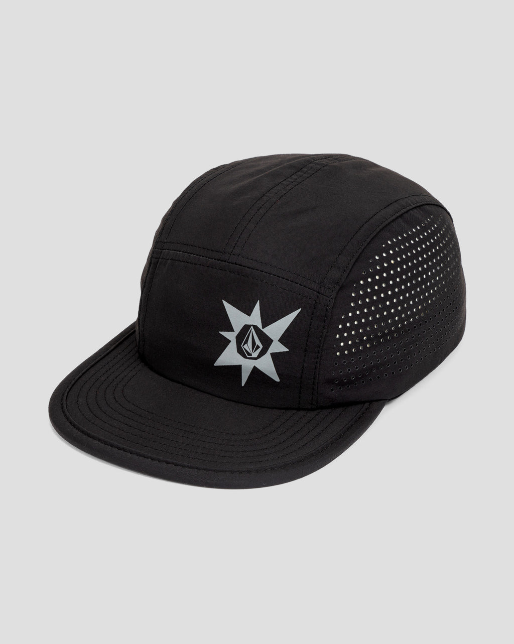 Boné preto Volcom TT Sense com logo estampado e laterais com ventilação em pequenos furos