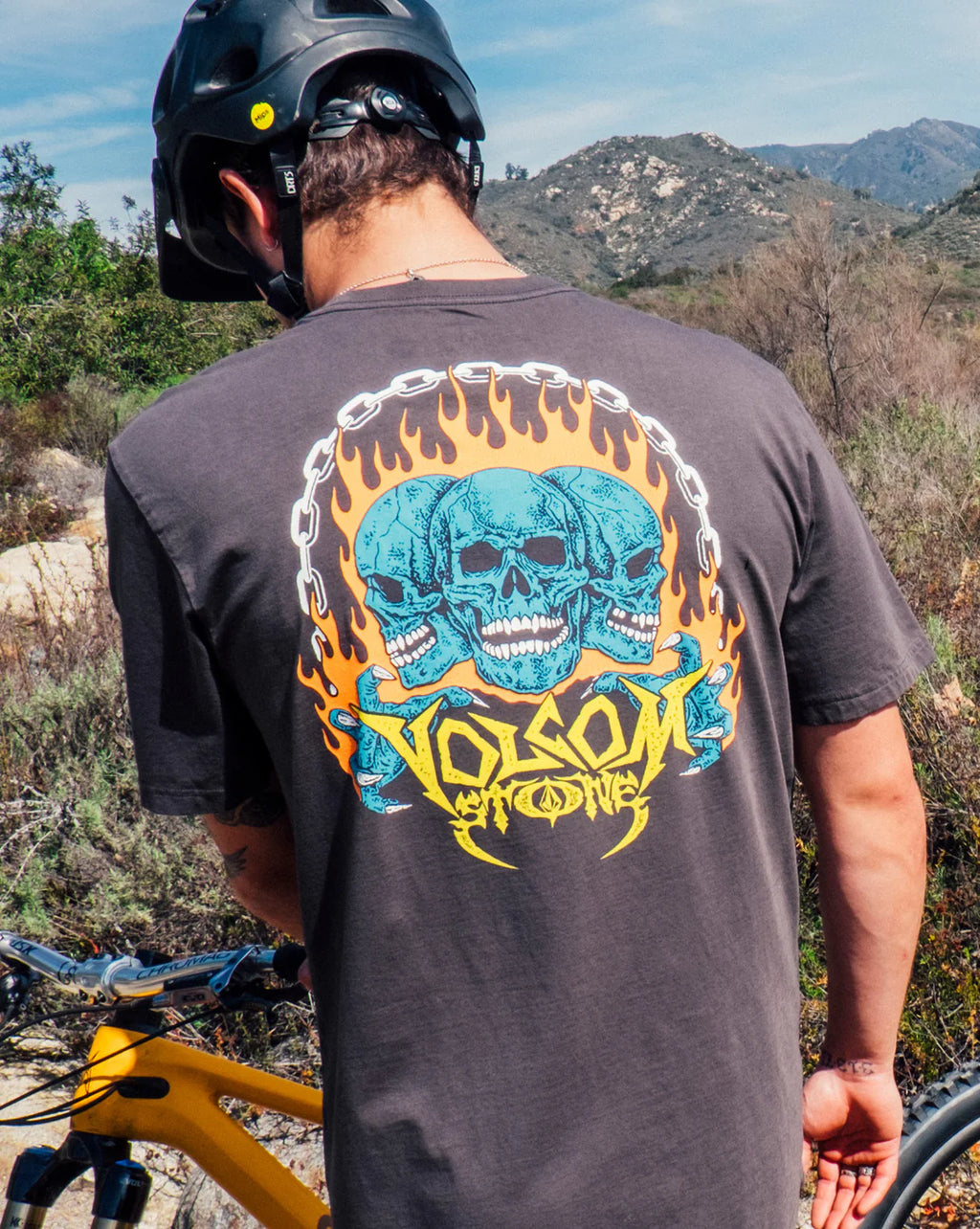 Camiseta Volcom Hard Headed